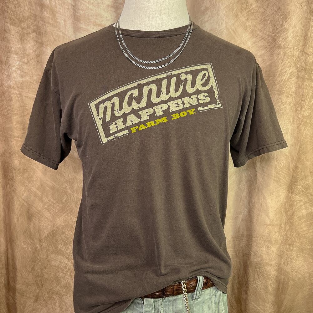 Y2K Funny Graphic Tee Manure Happens Farm Boy Novelty T-Shirt Brown Short Sleeve